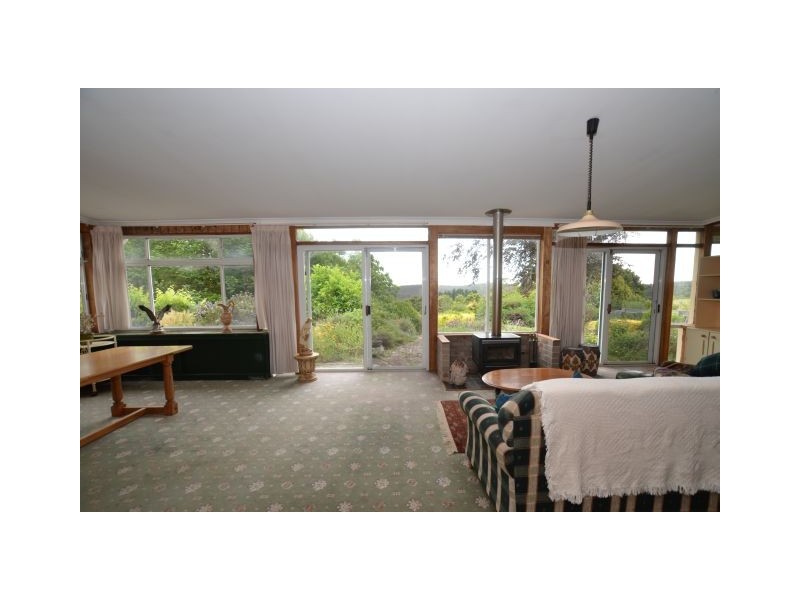 8-10 Lemmons Road, Robertson NSW 2577