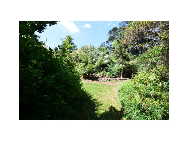 8-10 Lemmons Road, Robertson NSW 2577