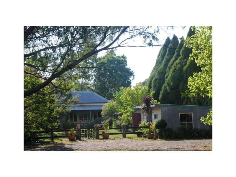 280 Walkers Road, Avoca NSW 2577