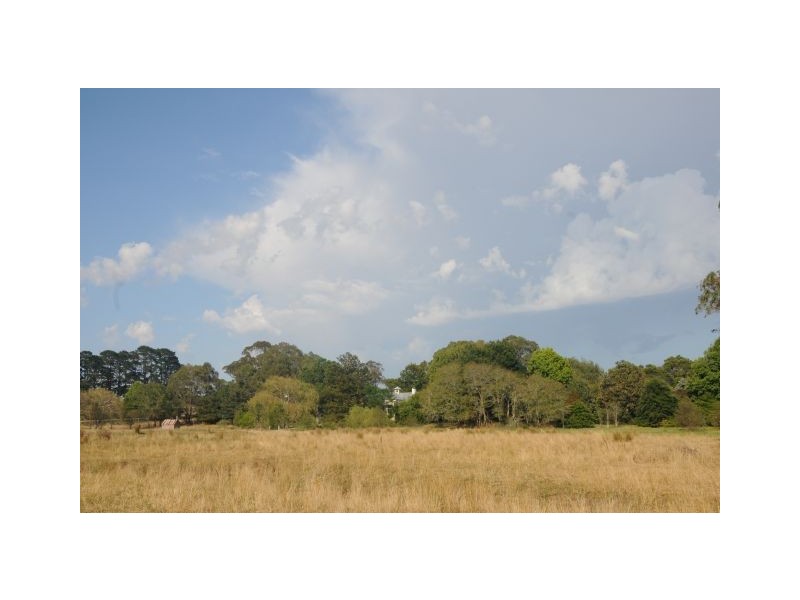 280 Walkers Road, Avoca NSW 2577