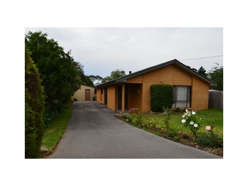 4 Elm Street, Colo Vale NSW 2575