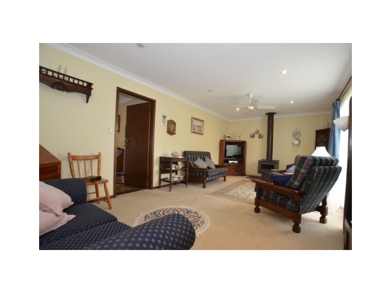 4 Elm Street, Colo Vale NSW 2575