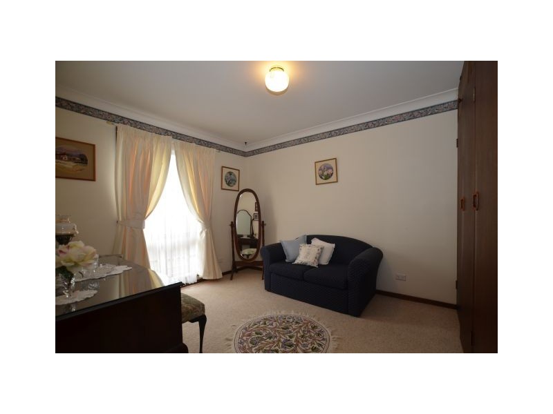 4 Elm Street, Colo Vale NSW 2575