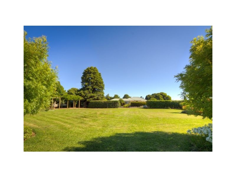 4963 Illawarra Highway, Robertson NSW 2577