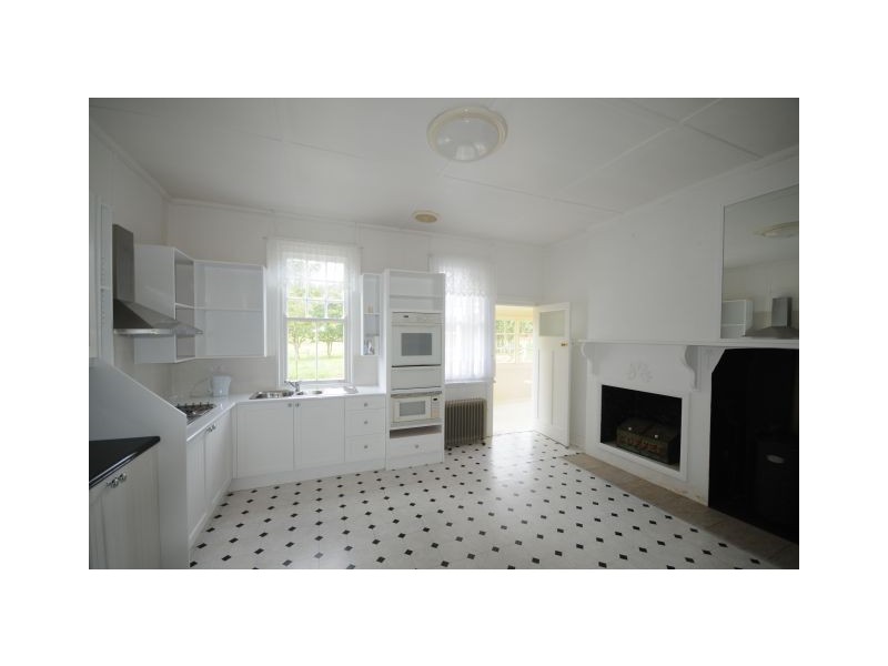29 Kimberley Drive, Bowral NSW 2576