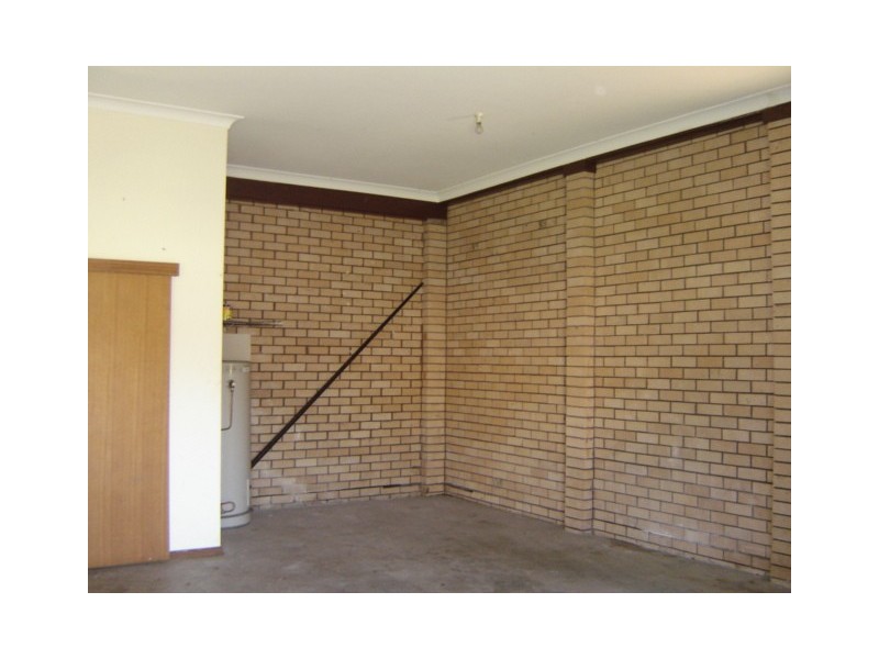 4 Janice Crescent, Moss Vale NSW 2577
