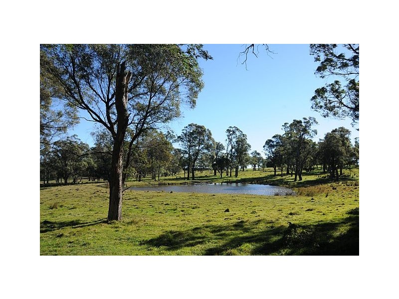 5820 Illawarra Highway, Avoca NSW 2577