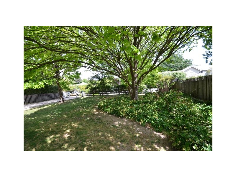 42 Queen Street, Bowral NSW 2576