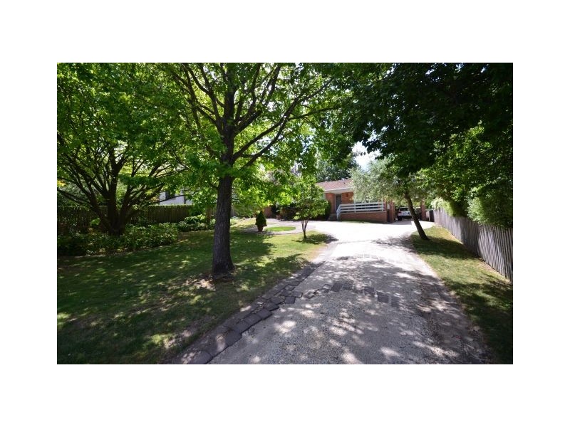 42 Queen Street, Bowral NSW 2576