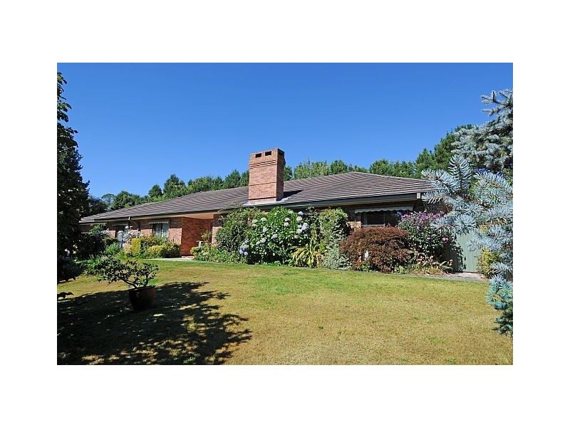 17 Nari Circuit, Moss Vale NSW 2577