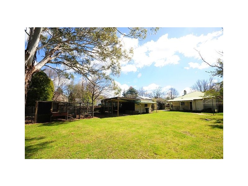 15 Warenda Street, Bowral NSW 2576