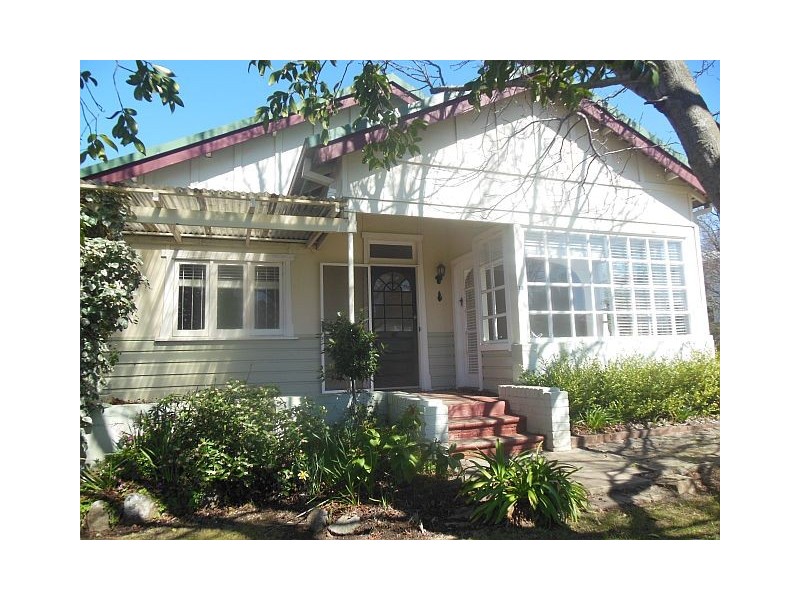 15 Warenda Street, Bowral NSW 2576