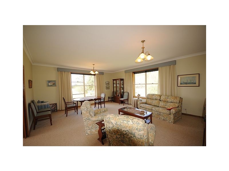 10 Hill Road, Moss Vale NSW 2577