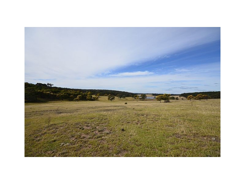 831 Redhills Road, Marulan NSW 2579