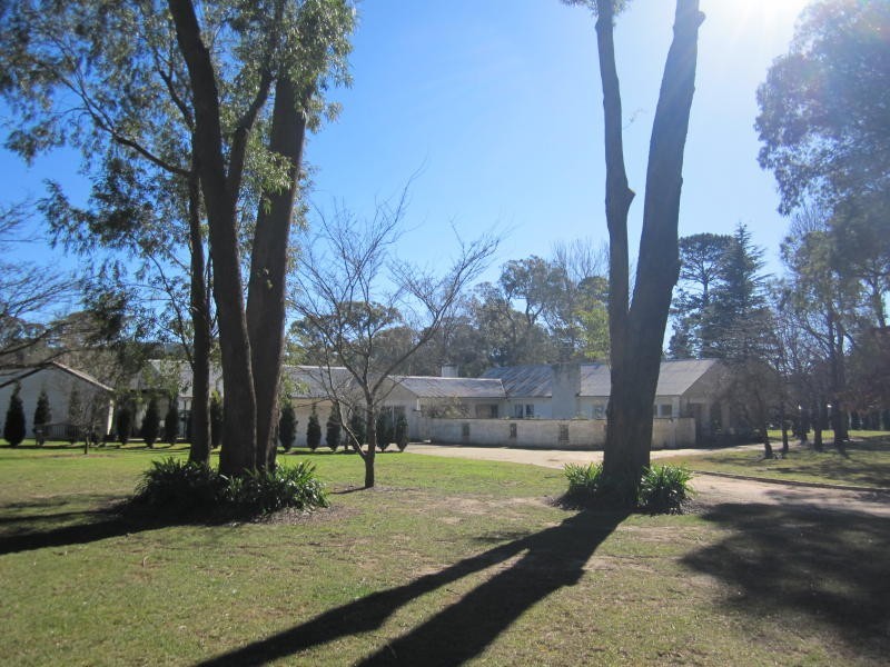 110 Osborne Road, Burradoo NSW 2576