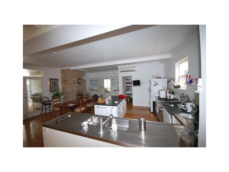 110 Osborne Road, Burradoo NSW 2576