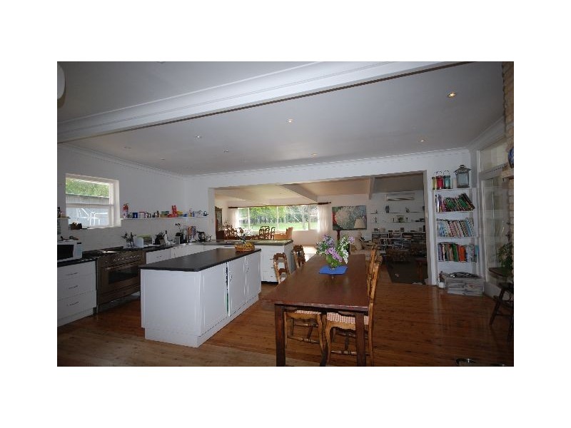 110 Osborne Road, Burradoo NSW 2576