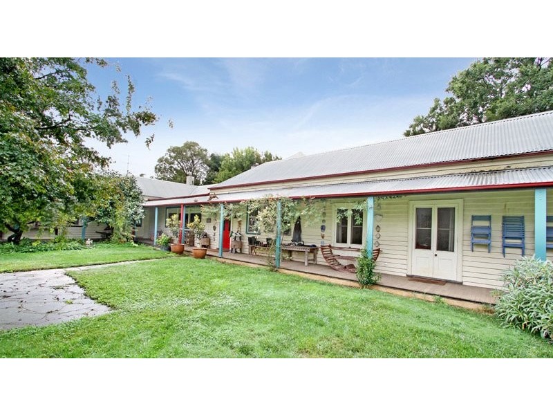 280 Walkers Road, Avoca NSW 2577