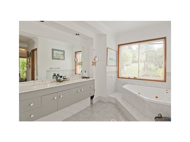 20 Phillip Street, Burradoo NSW 2576