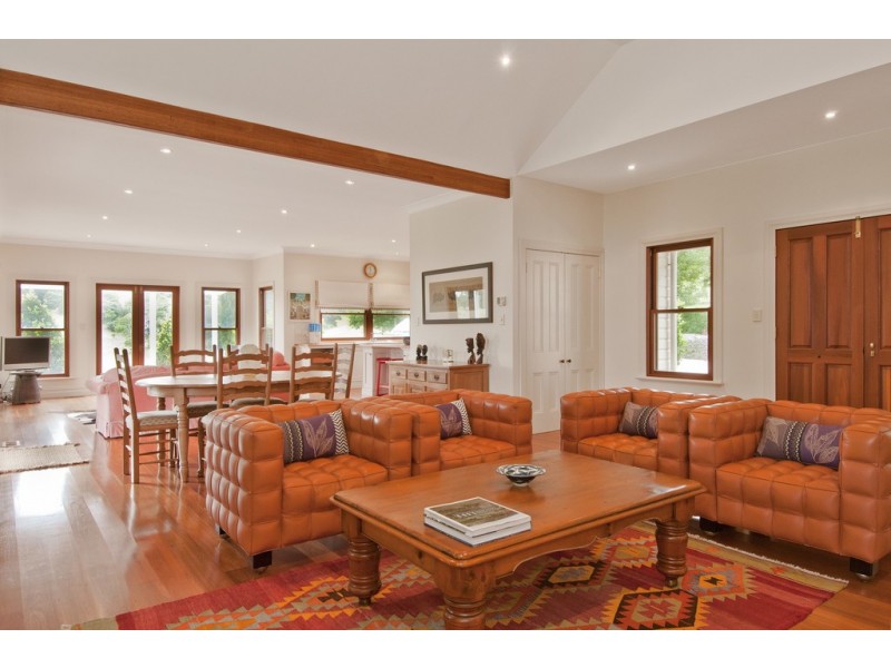 60 Warreeah Lane, Kangaloon NSW 2576