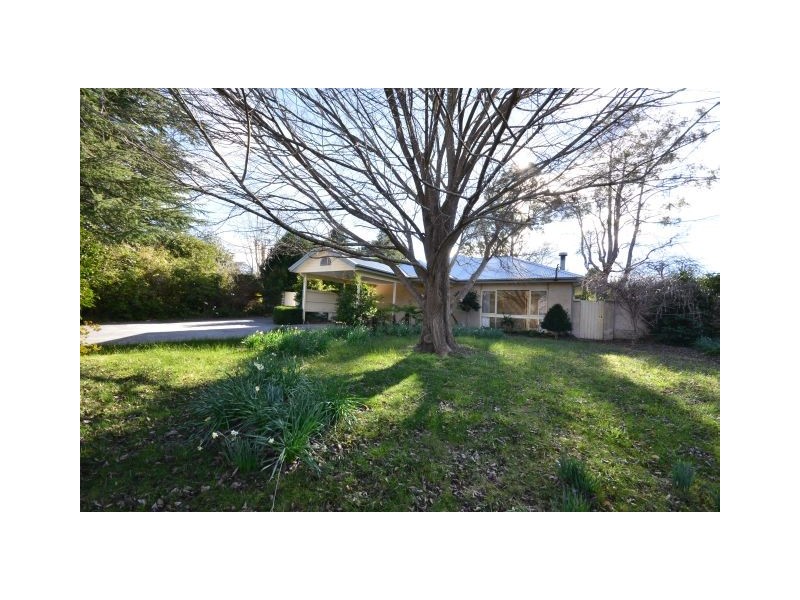 62 Kangaloon Road, Bowral NSW 2576