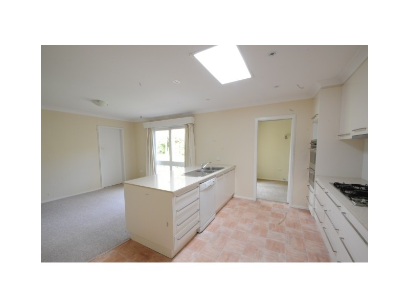 62 Kangaloon Road, Bowral NSW 2576