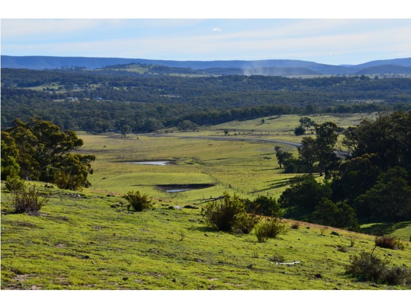 Cnr Redhills Road and Hume Highway, Marulan NSW 2579