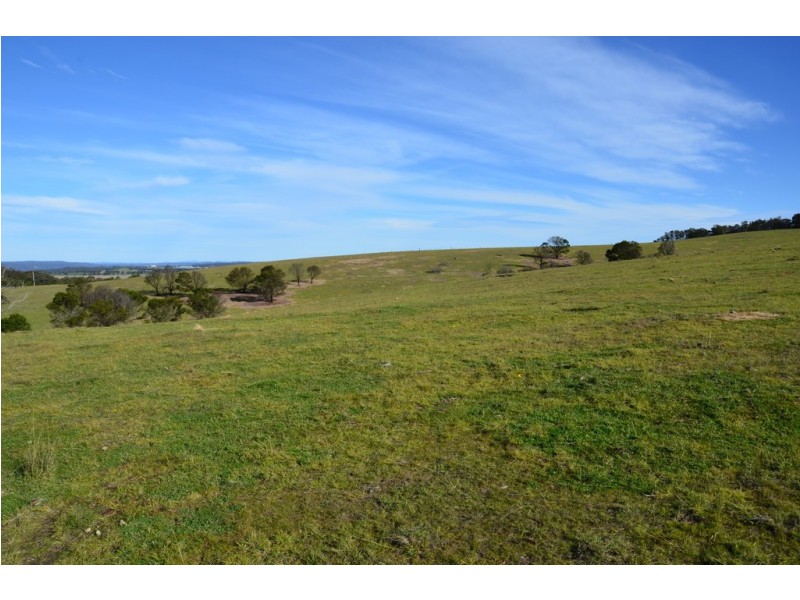 Cnr Redhills Road and Hume Highway, Marulan NSW 2579