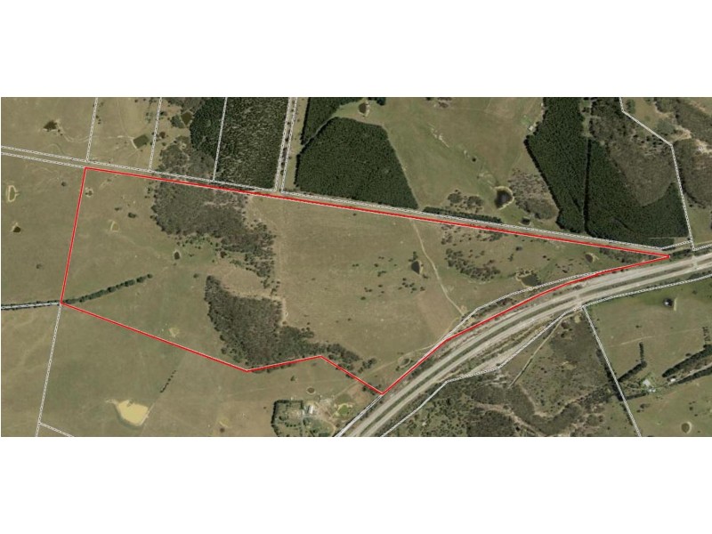 Cnr Redhills Road and Hume Highway, Marulan NSW 2579