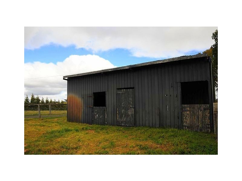 15 Carribee Road, Moss Vale NSW 2577