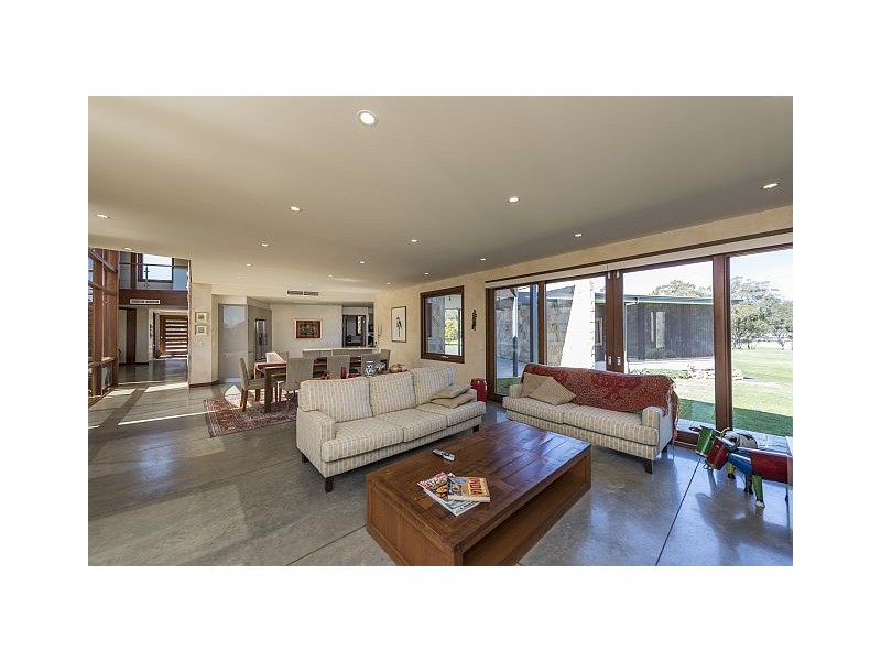 960 Old Hume Highway, Alpine NSW 2575