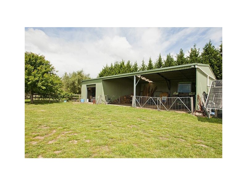 105 Sallys Corner Road, Exeter NSW 2579