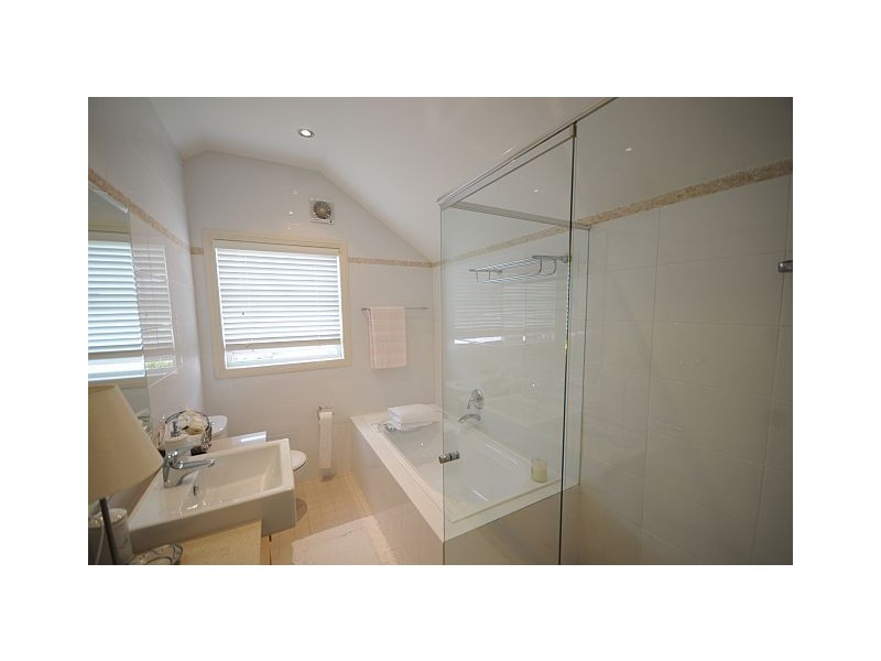 2/37-39 Ascot Road, Bowral NSW 2576