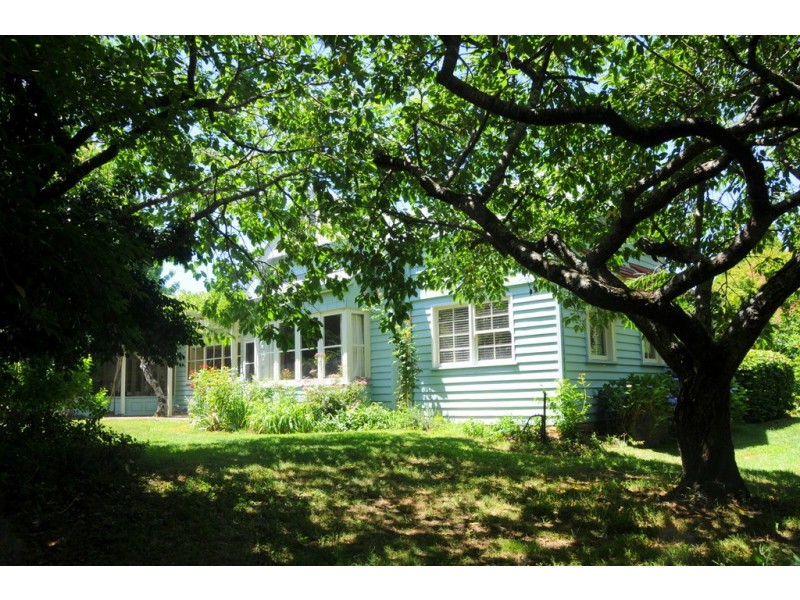 280 Walkers Road, Avoca NSW 2577