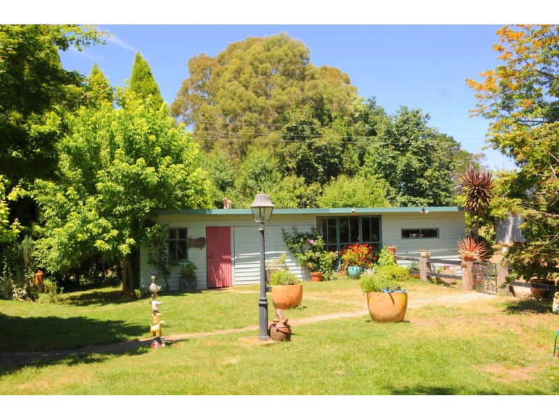 280 Walkers Road, Avoca NSW 2577