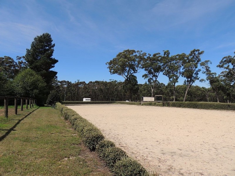 84 Newbury Drive, Penrose NSW 2579