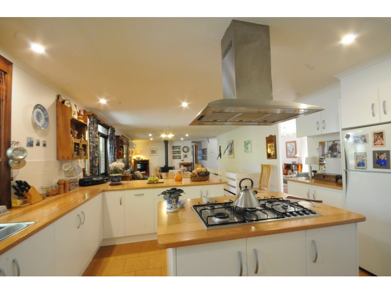 64 Moresby Hill Road, East Kangaloon NSW 2576