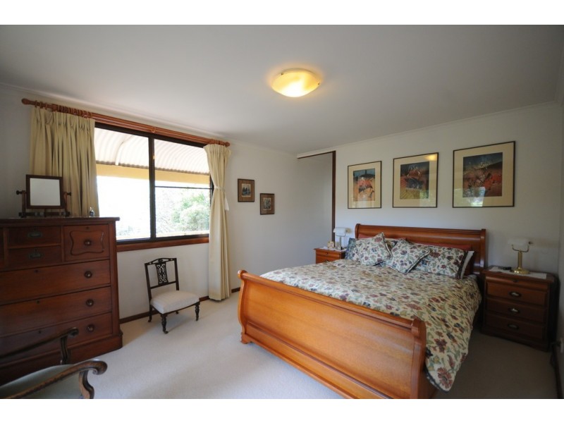 64 Moresby Hill Road, East Kangaloon NSW 2576