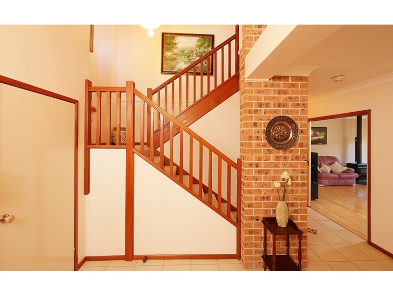 4 Hurlingham Avenue, Burradoo NSW 2576