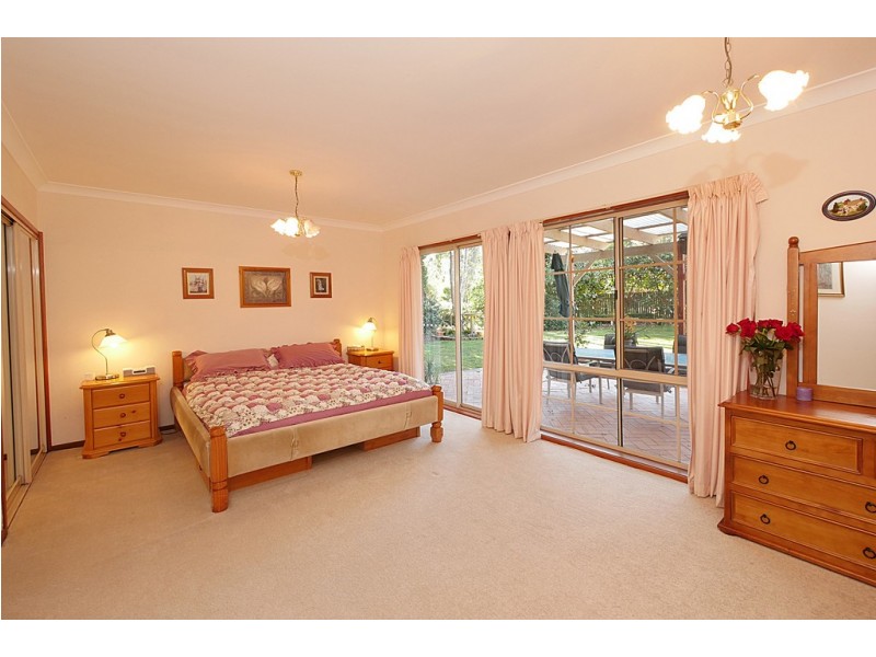 4 Hurlingham Avenue, Burradoo NSW 2576