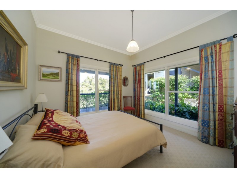 57 Charlotte Street, Robertson NSW 2577