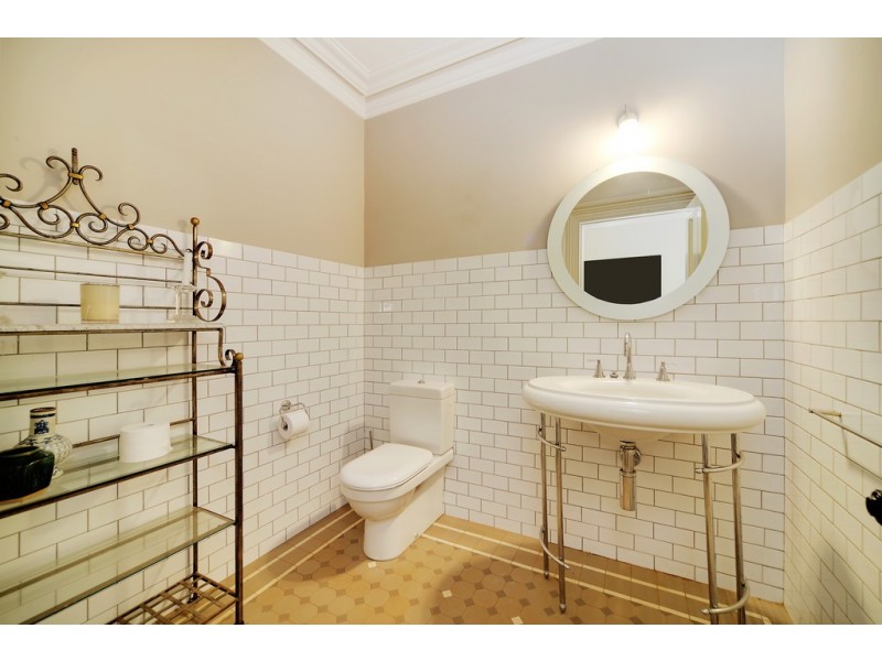 10 Railway Parade, Burradoo NSW 2576