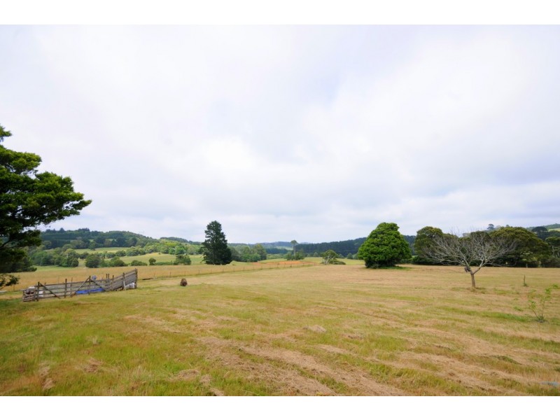 1 Pearsons Lane, Robertson NSW 2577