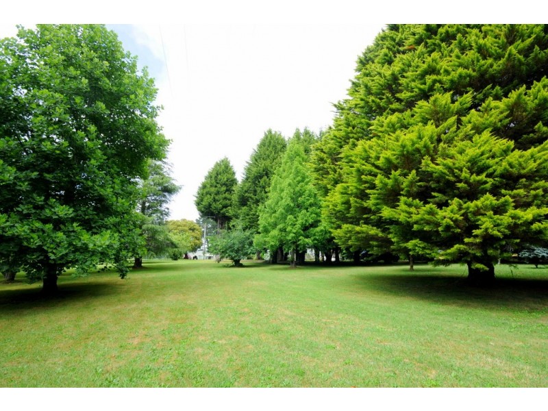1 Pearsons Lane, Robertson NSW 2577