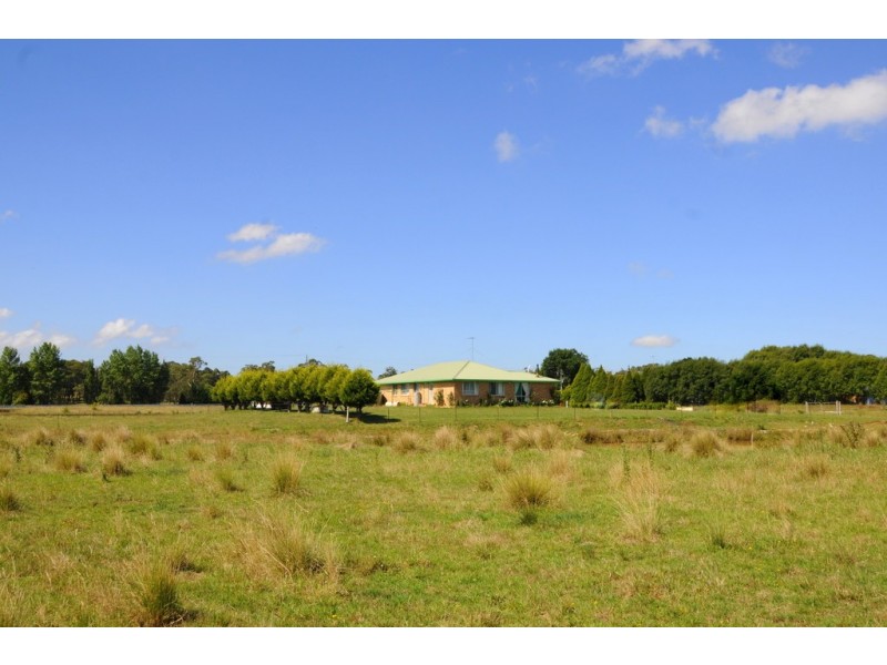 5857 Illawarra Highway, Avoca NSW 2577
