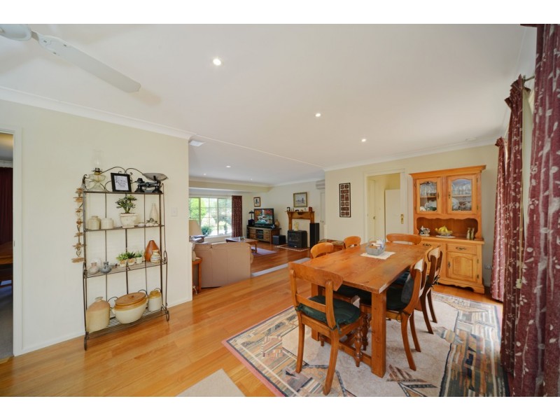 4 Elizabeth Street, Burradoo NSW 2576