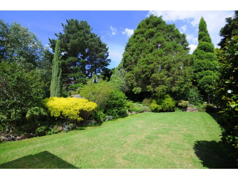 4 Elizabeth Street, Burradoo NSW 2576