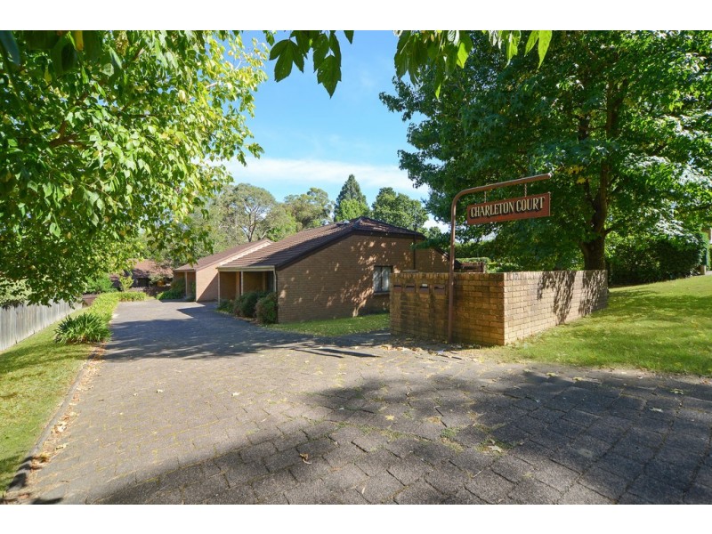2/17 Charlton Close, Bowral NSW 2576