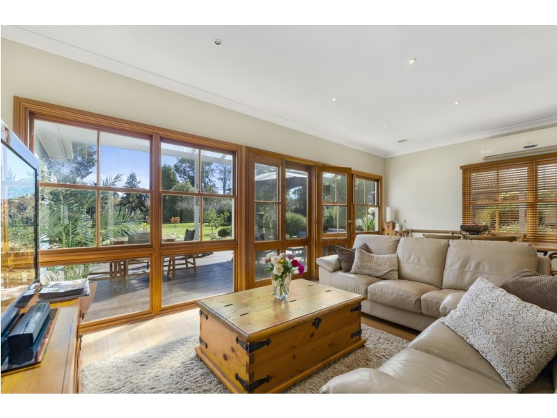 8 Isabella Way, Bowral NSW 2576