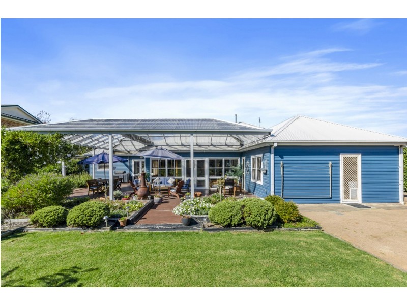 8 Isabella Way, Bowral NSW 2576